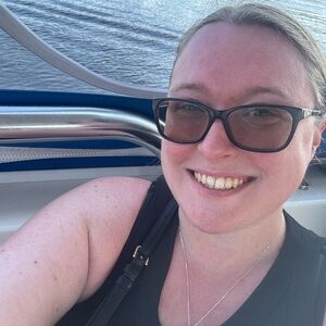 Meet your Posher, Leanne